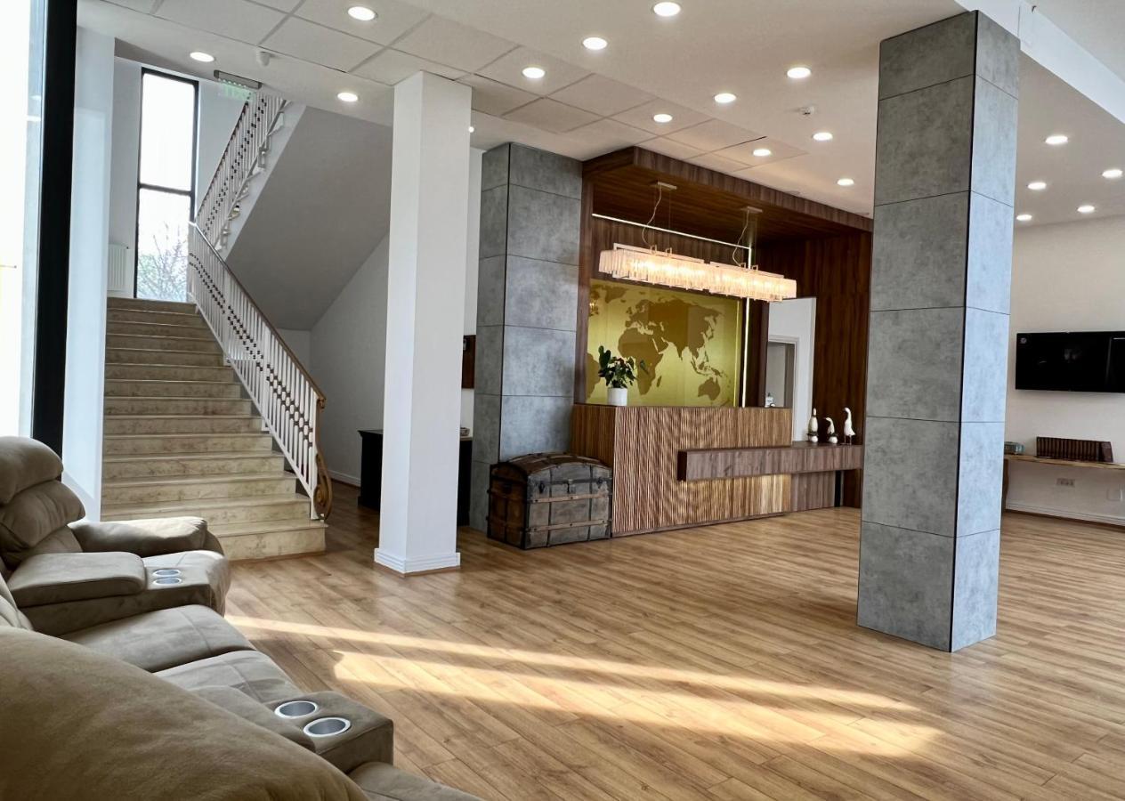 Bliss Inn Tunari Voluntari 外观 照片