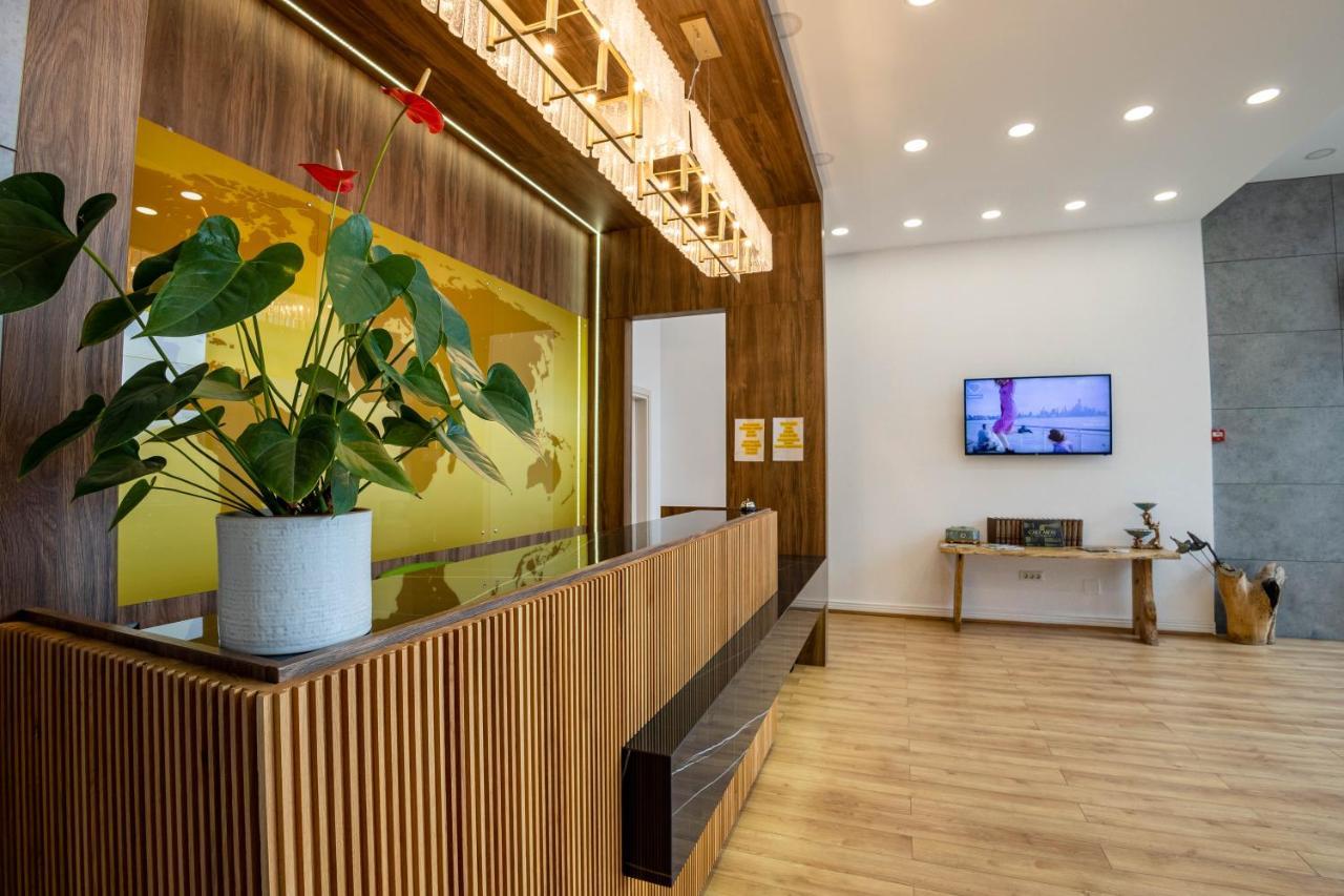 Bliss Inn Tunari Voluntari 外观 照片